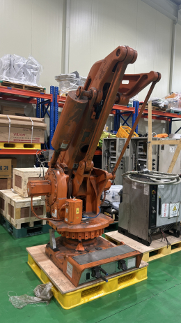 ABB 산업용로보트 IRB 660 M2004 IRB660-180/3.15 IRC5 M2004