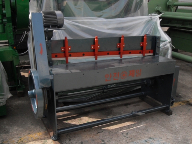 Shaping machine for light-duty 4 chars, 1.2t Product Image
