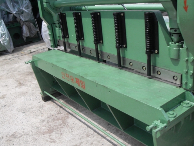 Machine Cutoff 6-char, 3.2t Product Image