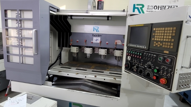 하림기공 NHR-1260-4SPA ATC 4축 CNC다축가공기 제품 이미지