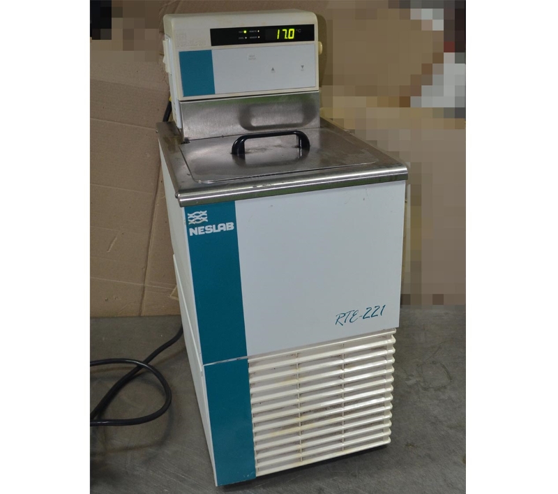 칠러 NESLAB RTE-221 Refrigerated Recirculating Chiller | [중고] 칠러 NESLAB ...
