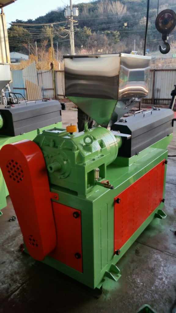 Extruder 50mm Motor 15HP Inverter Included Product Image
