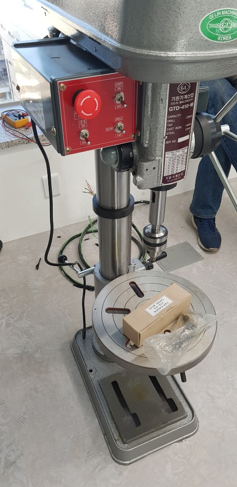 Drilling machine & tapping machine. Product Image