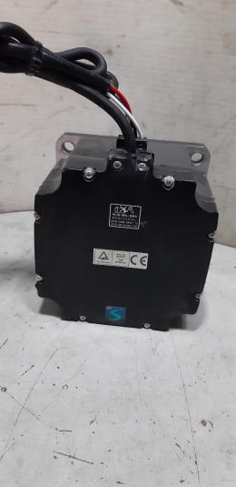 1PC MITSUBISHI HC-SFS1524 Servo Motor New In Box HCSFS1524 Expedited Shipping