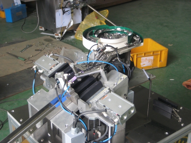 파츠피더,자동공급기