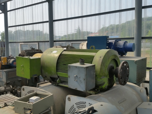 Hyosung High Voltage Wound Motor and Resistor 500HP*12P*60HZ*3300V Product Image