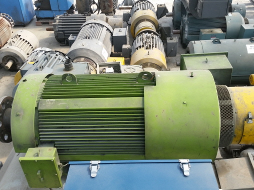 Hyosung High Voltage Wound Motor and Resistor 500HP*12P*60HZ*3300V Product Image