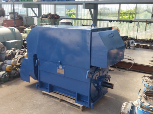 ILJIN winding-type motor 800HP*4P*60HZ*440V Product Image