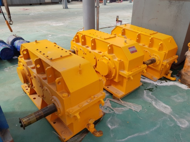 제일 증공축 박스 감속기  110KW 1/43.98 제품 이미지