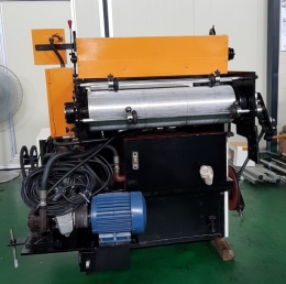 톰슨기 700mm 도무송 유압 톰슨 프레스 기계 중고 인쇄 필름 타발 롤톰슨기 제품 이미지 6