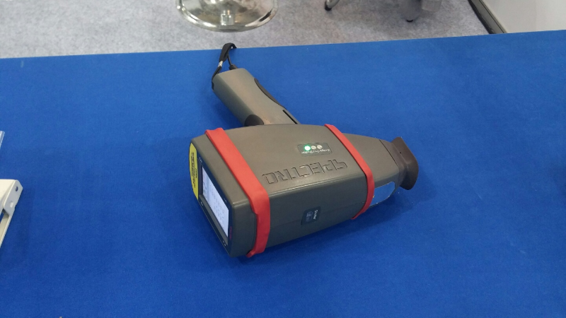 휴대용 성분분석기,금속성분분석기