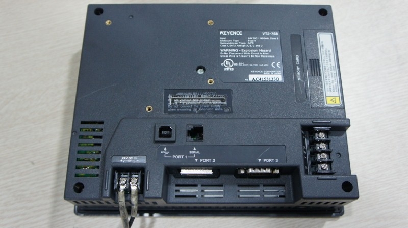 302201)KEYENCE 터치스크린 VT2-7SB DC24V 900mmA 7인치 컬러LCD 작동