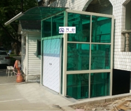 유압식 화물용승강기 제품 이미지 3