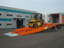1방향 이동식 도크(MOBILE DOCK),컨테이너 지게차 상하차용