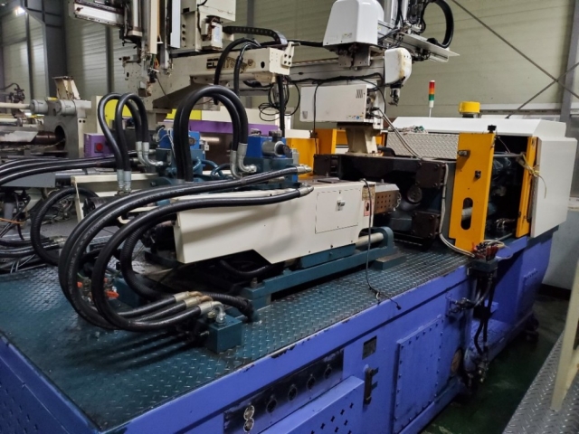 BMK130-ton Color-Change Injection Molding Machine 제품 이미지