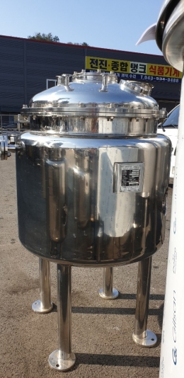 3-Layered 200 L Tank × Stainless Steel 316