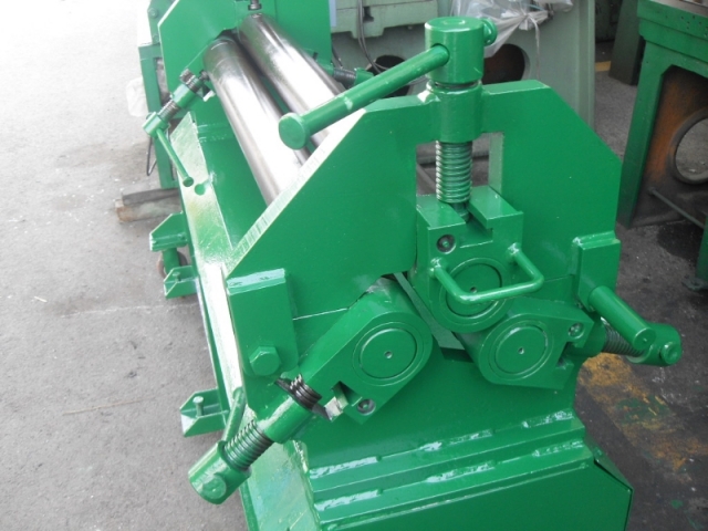 Three-stage Lorain 1300mm, 105 Pies Product Image