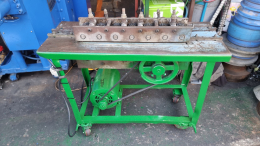 Touade (forming machine)