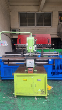 panel punching machine