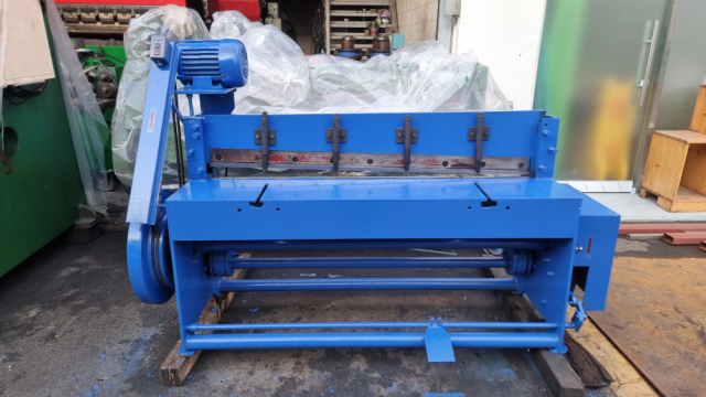 약식4자 절단기