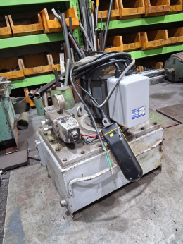 mobile hydraulic punching machine