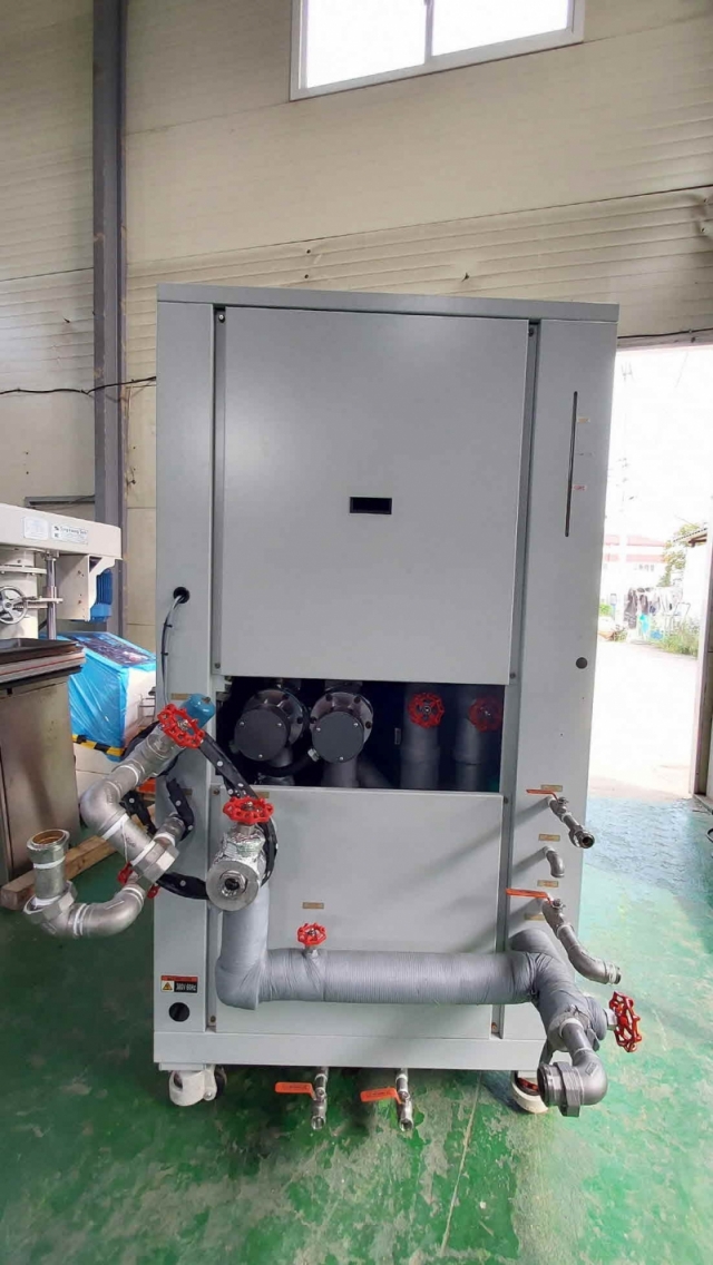 Chiller (Water-cooled) 15 HP Product Image