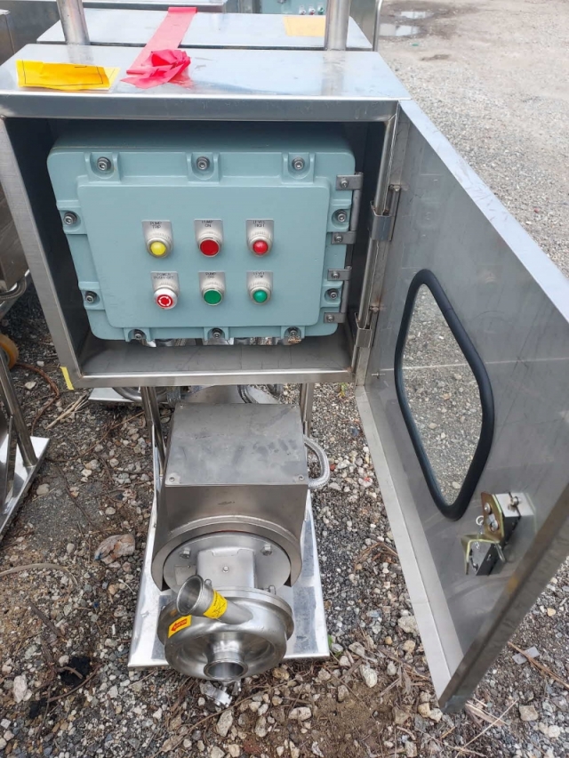 쎄니타리펌프/Sanitary pump 3.5 kw(방폭)/3대 제품 이미지