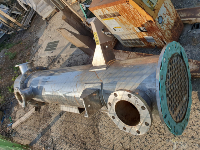 SUS Condenser (Heat Exchanger) Ø400x(L)2,000mm (tubes Ø2.5 (108 pcs) x (L)2,000mm) 17㎡ 제품 이미지