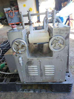 3본롤밀,Three roll mill,쓰리롤밀(쎄라믹,실험실용 2인치(55mm*130mm) 제품 이미지 4
