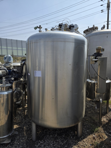 SUS보온저장압력탱크 2,200리터