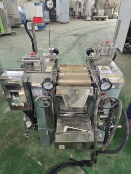 Three-Roll Mill, 3-Roll Mill 5-inch (Roller size: Φ125mm × 270mm)