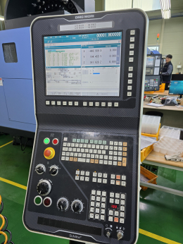 DMG MORI(디엠지 모리) 수직머시닝센타 제품 이미지 4