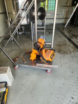 Hoist (with beam)
