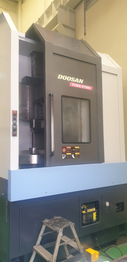 Doosan Cnc Vertical Shelf Turning Center