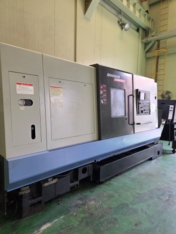 두산 강력 중절삭 터닝센터 CNC선반 PUMA480