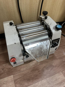 롤밀,쓰리롤밀,삼본롤,THREE ROLL-MILL