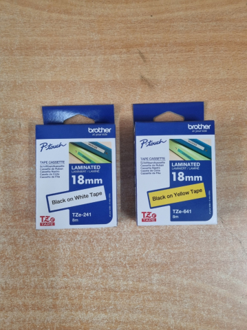 TZe-241/641 부라더 라벨테이프 18MM 백색/황색
