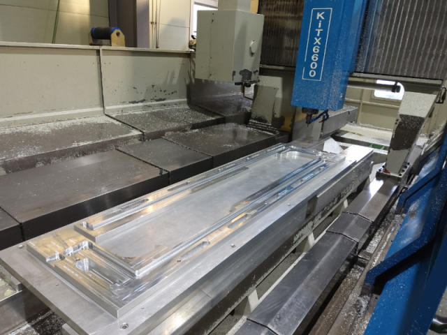 Vertical Machining Center Product Image