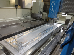 Vertical Machining Center Product Image 2