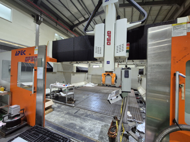 5-Axis Machining Center (GF50-60) | [중고] APEC, Machine Tool · Laser ...