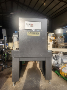 shrink-wrapping machine