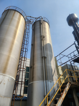 Stainless steel silo