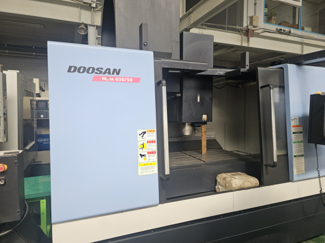 두산 6호기 머시닝센터 MYNX650/50 밍스650 (2008년식)