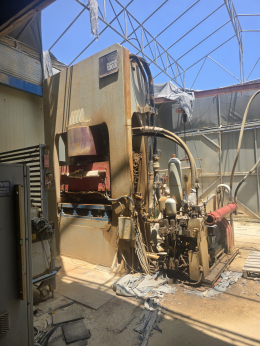 Used 1200-ton CITI Tile Press / 1200-ton Hydraulic Press / Ceramic Press / Powder Press / Tile Press