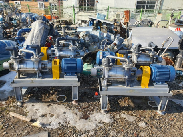 SUS수봉진공펌프5HP(SUS다이형)4대