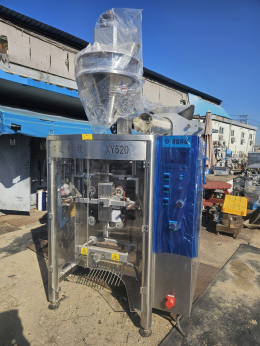 Powder Filling and Capping Machine (Eucalyptus filling device)