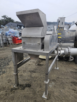 SUS평날분쇄기20HP