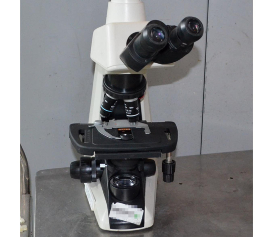 Nikon Eclipse E200 Microscope