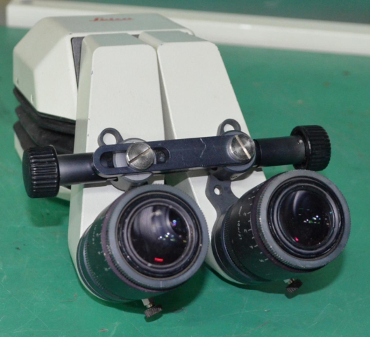 Leica Ultra Low Incline Binocular Type 10446575