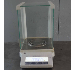 Mettler ME204 Analytical Balance